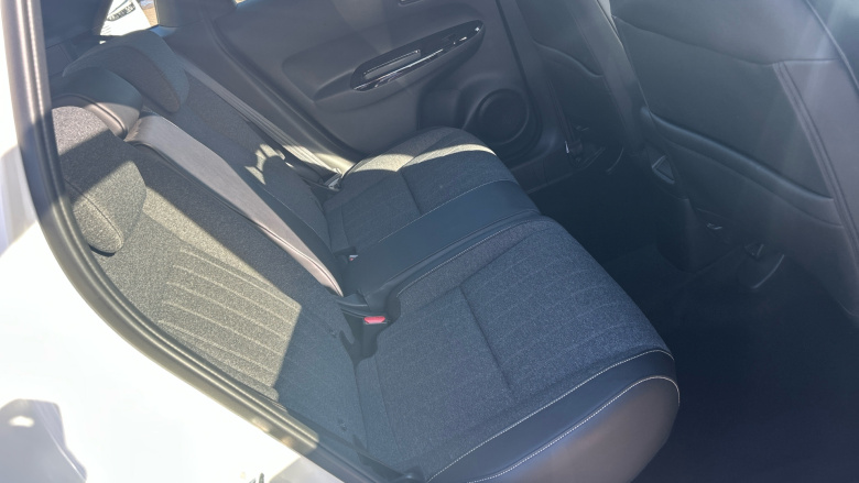 Honda Jazz 1.5 i-MMD Hybrid SR 5dr eCVT Hybrid Hatchback